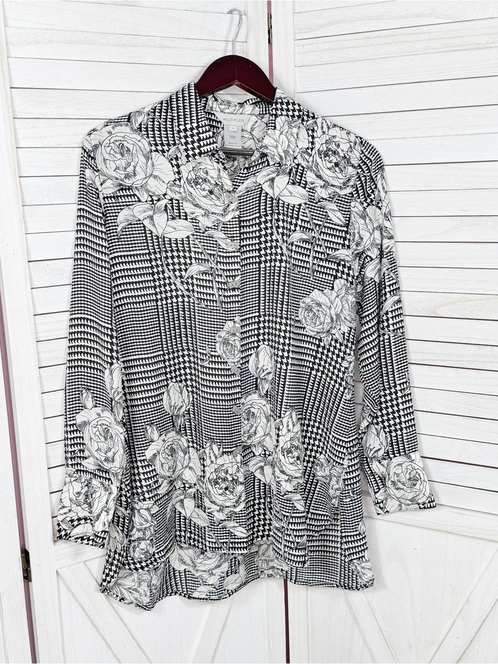 Multiples Floral Houndstooth Oversized Button Back Tunic Shirt Black White Small - Picture 7 of 11